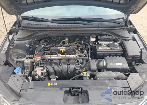 2019 Hyundai Elantra Se from USA, damaged, VIN 5NPD74LF9KH456881